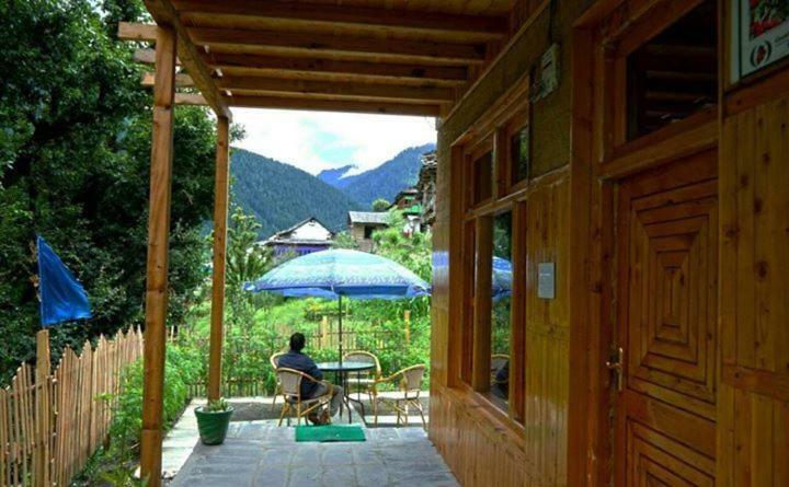 Latoda Eco Lodge Jibhi Bagian luar foto